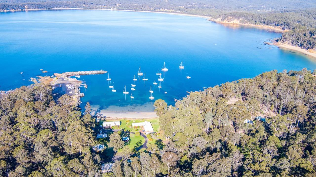 Quarantine Bay Beach Cottages Eden Extérieur photo