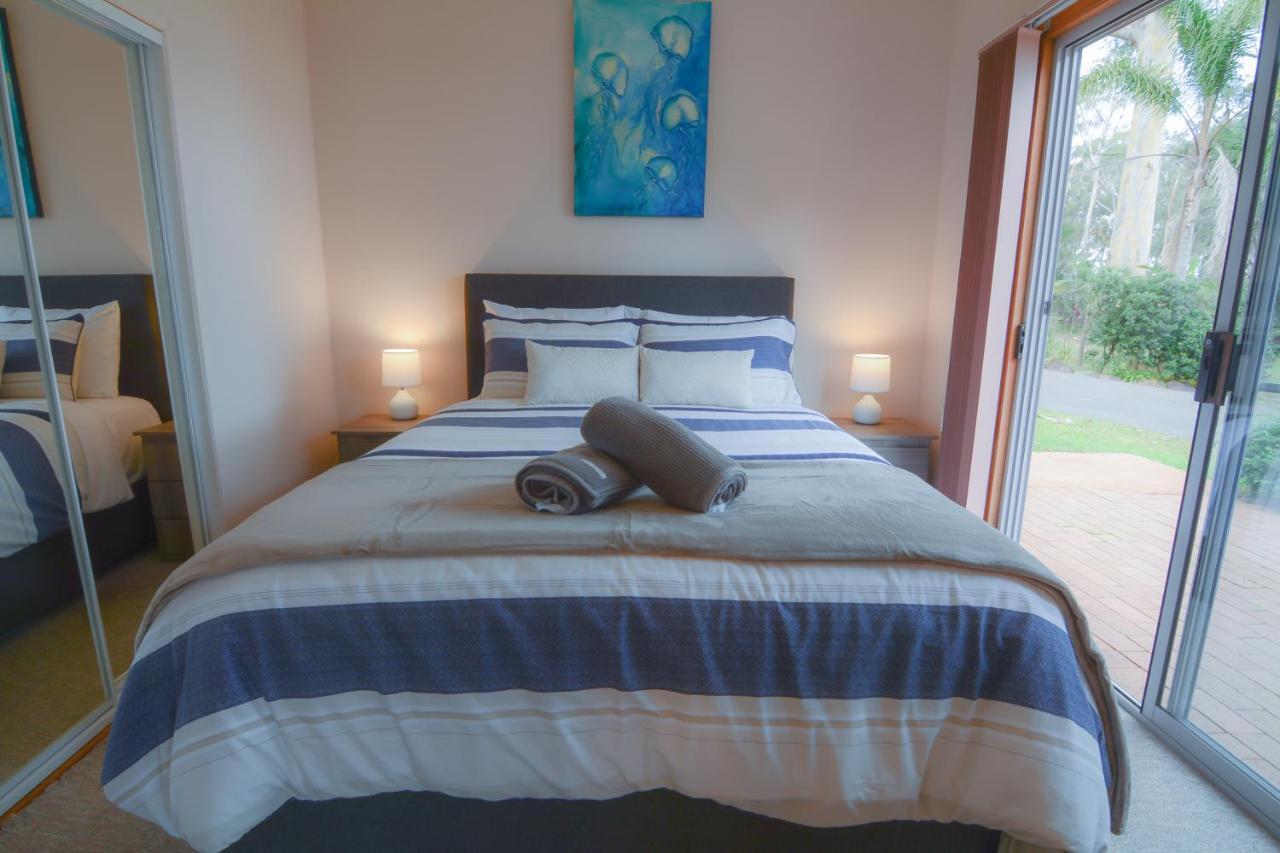 Quarantine Bay Beach Cottages Eden Extérieur photo