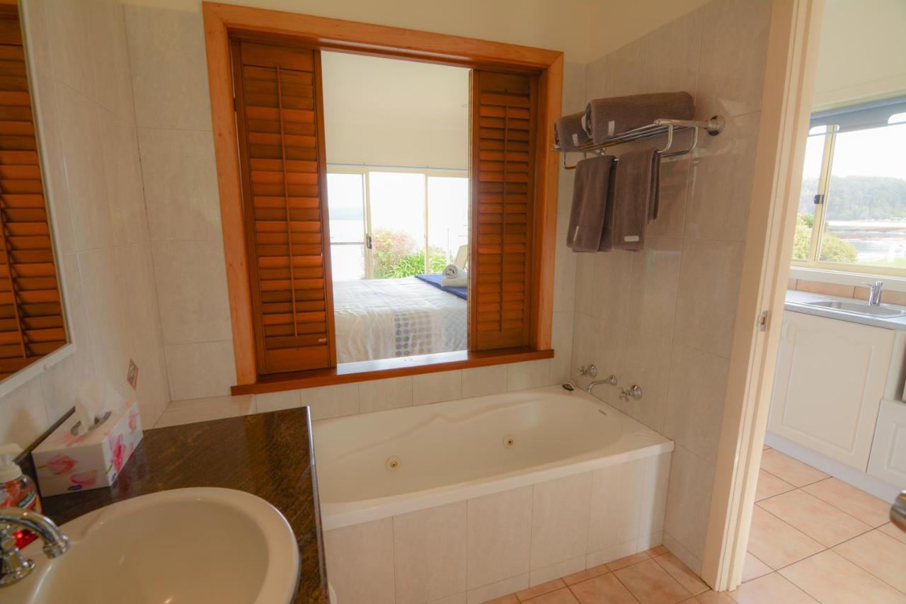 Quarantine Bay Beach Cottages Eden Extérieur photo
