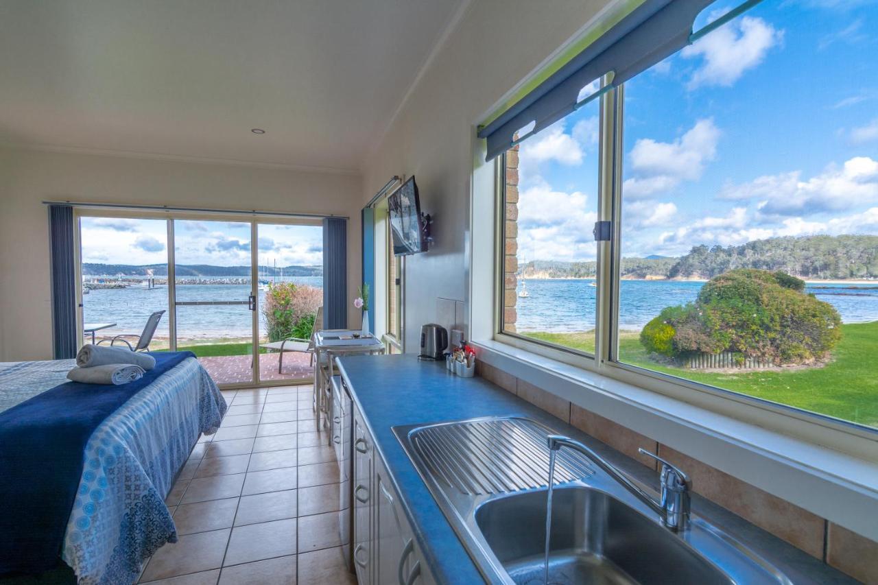 Quarantine Bay Beach Cottages Eden Extérieur photo