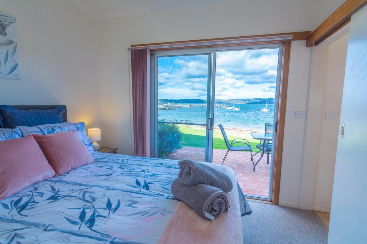 Quarantine Bay Beach Cottages Eden Extérieur photo